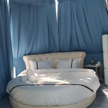 J&l Glamping